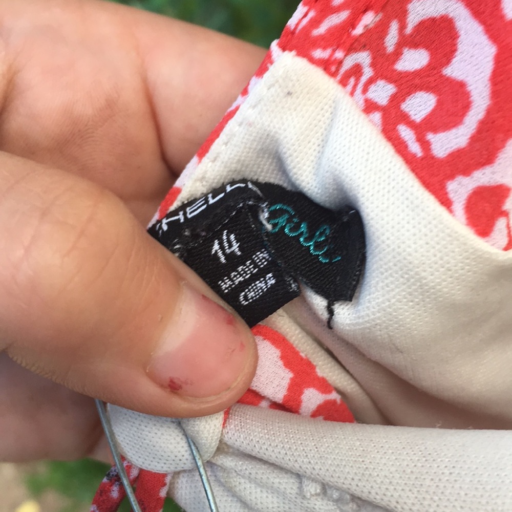 Dress - Picture 4 of 4